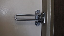 door-g.jpg(10239 byte)